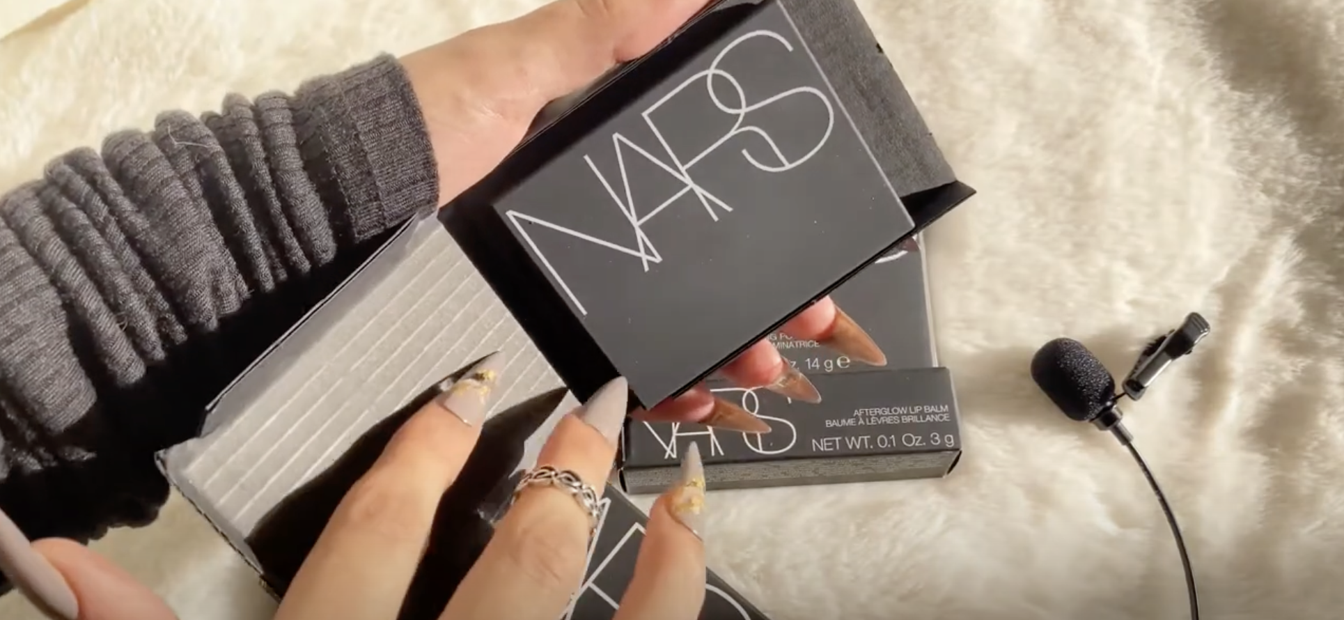 woman's hands opening nars ...