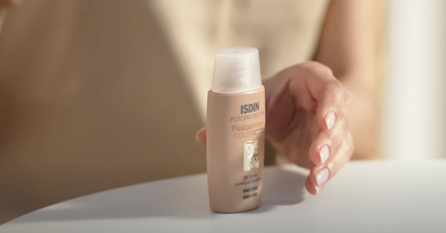 isdin sunscreen with color-...
