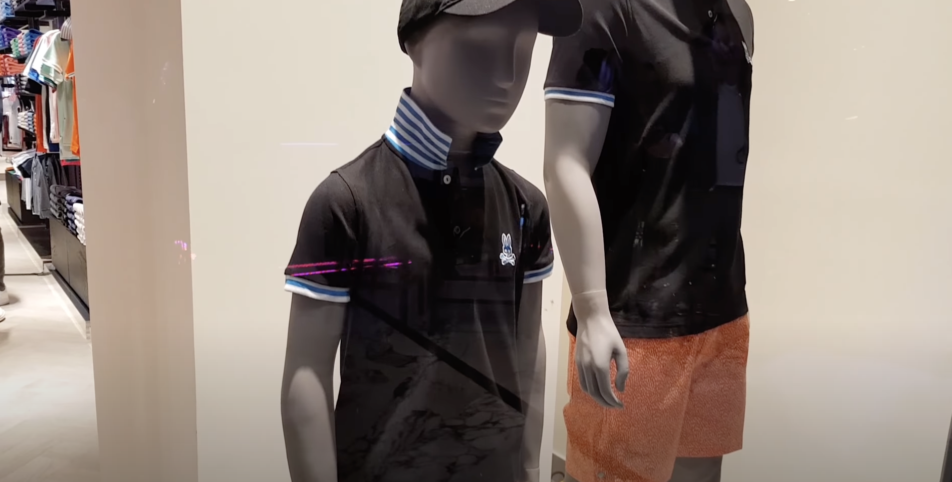 mannequins with shirts blac...