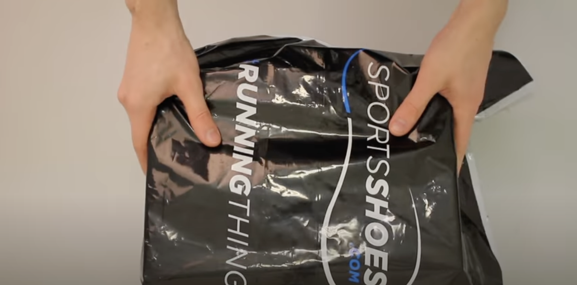 sports shoes unboxing